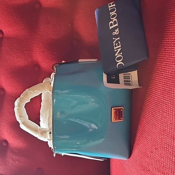 NWT Dooney & Bourke Patent Mini Barlow-Sky 🩵 - Picture 6 of 10